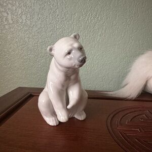 Lladro Porcelain Polar Bear Figurine